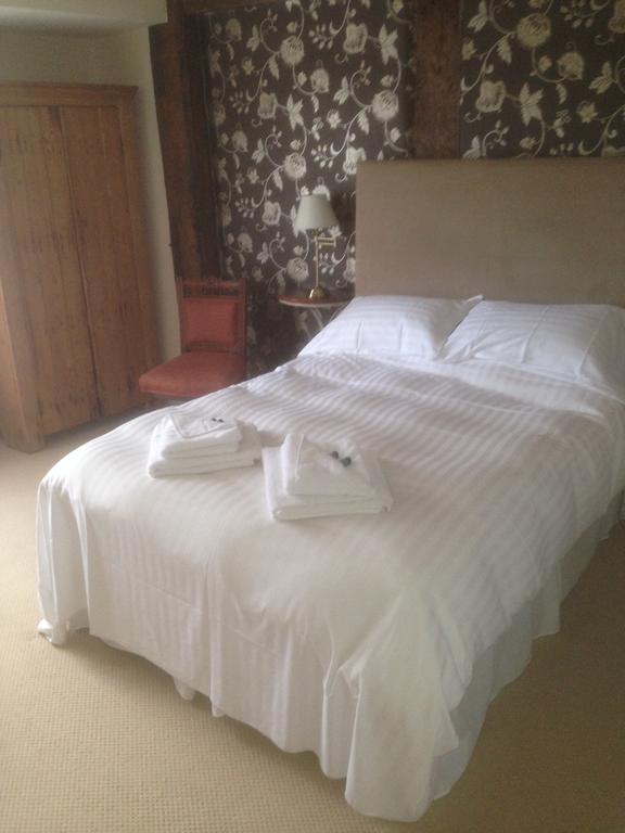 The Fox Hotel Much Wenlock Bagian luar foto