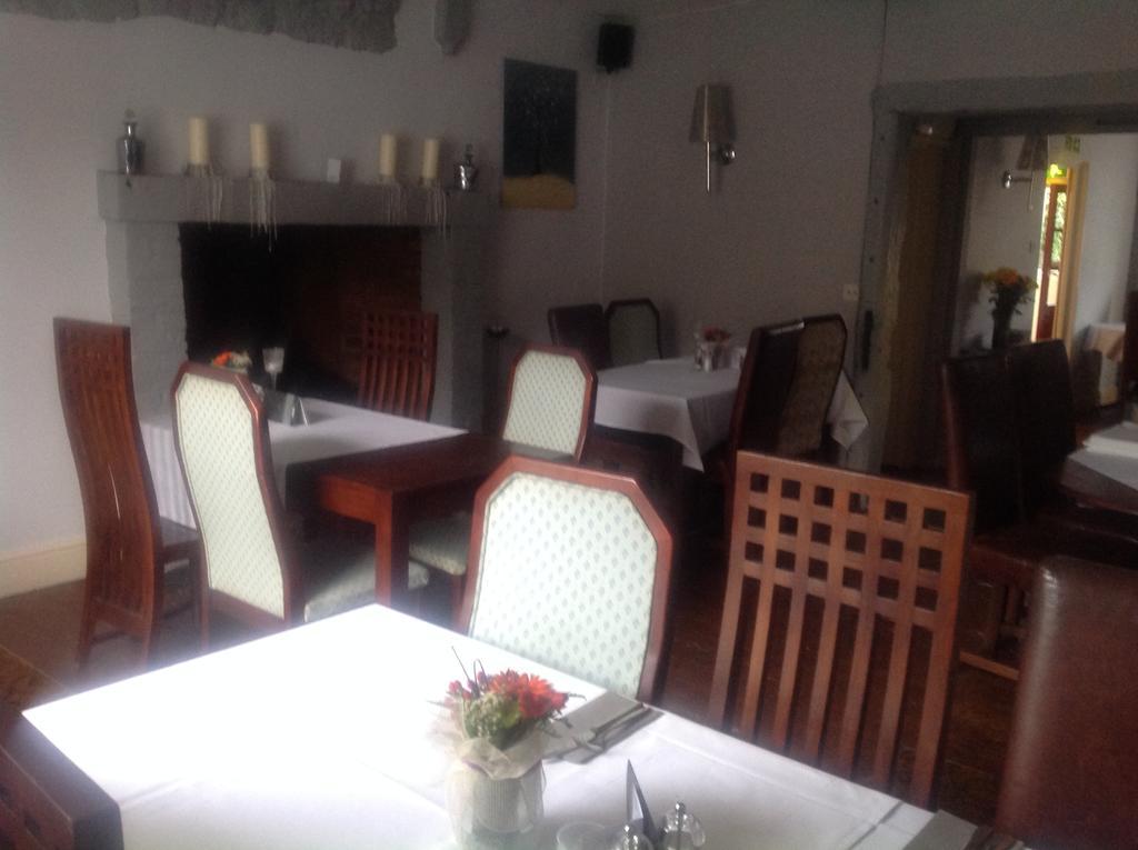 The Fox Hotel Much Wenlock Bagian luar foto