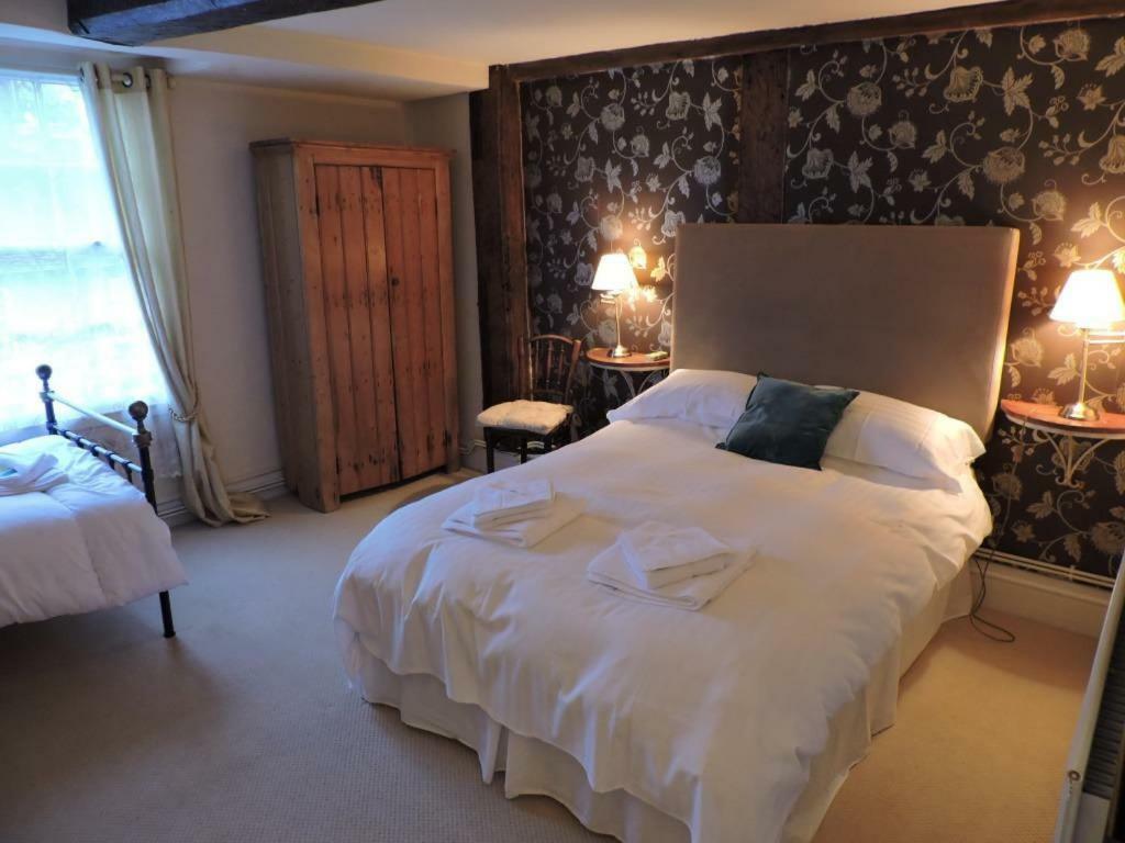 The Fox Hotel Much Wenlock Bagian luar foto